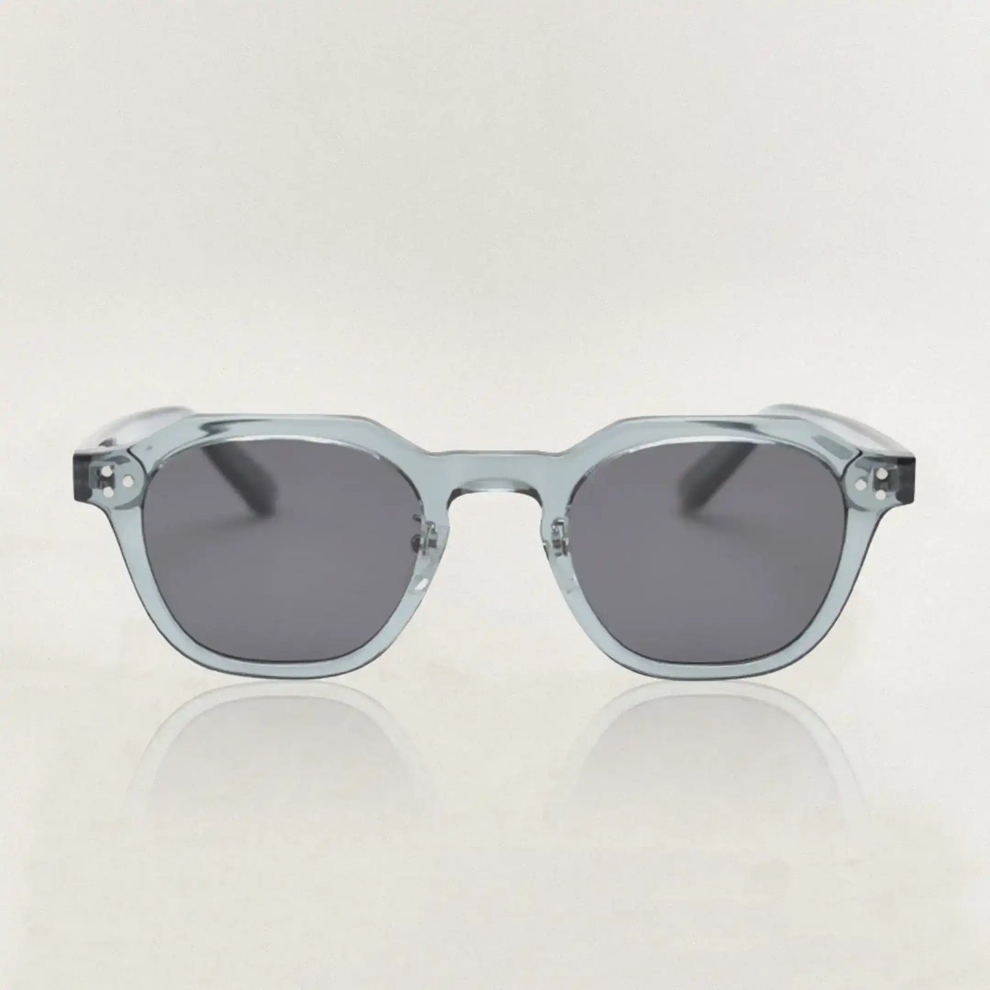 Óculos Tebas Cinza [Preço de Custo]